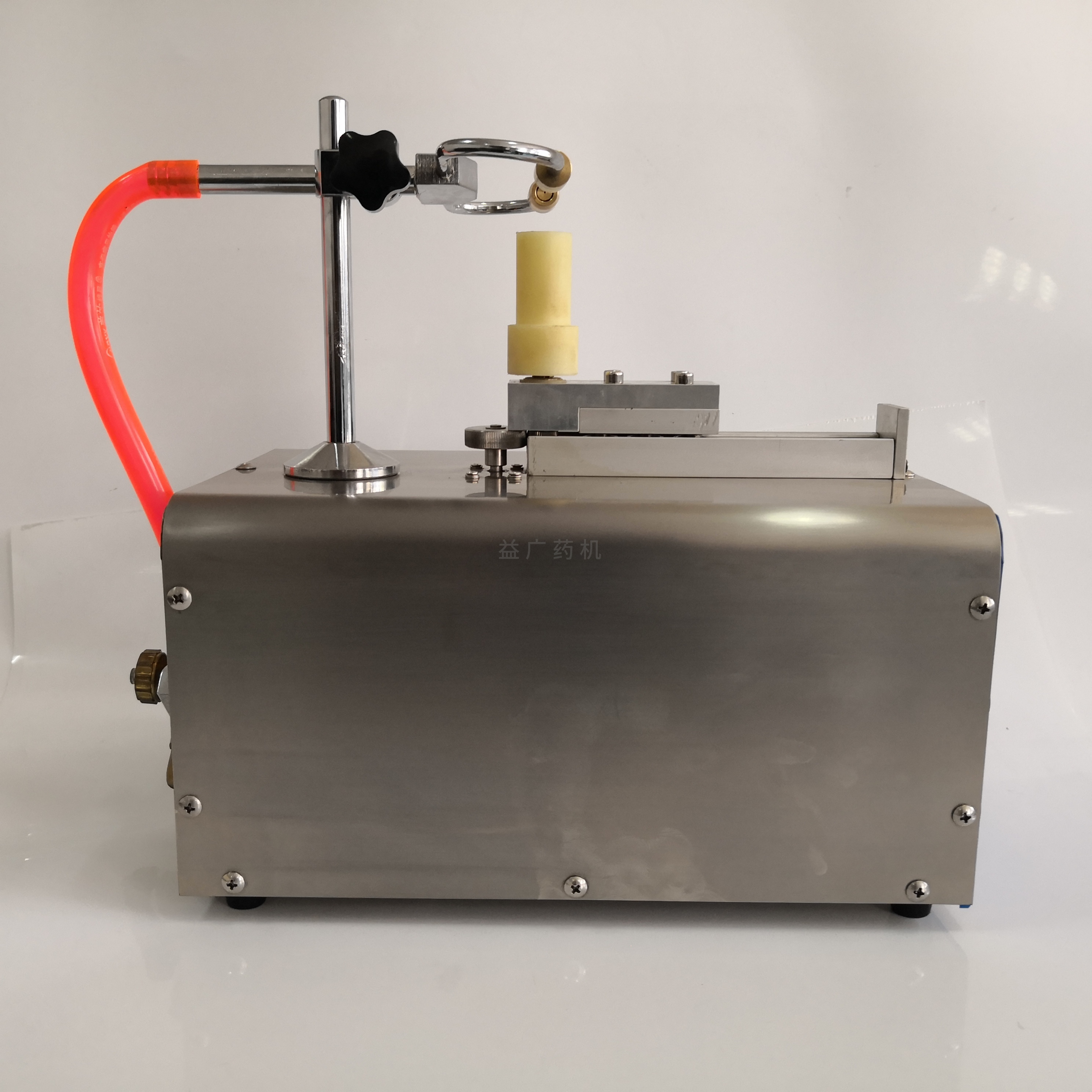 轉(zhuǎn)瓶式手動安瓿熔封機(jī) 轉(zhuǎn)瓶式手動安瓿熔封機(jī)